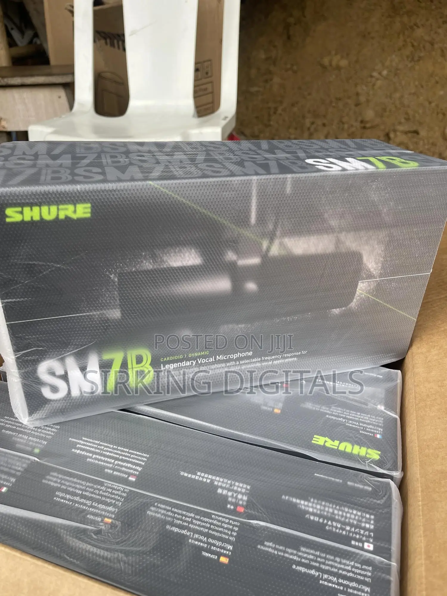 Shure Sm 7b Dynamic Studio Microphone