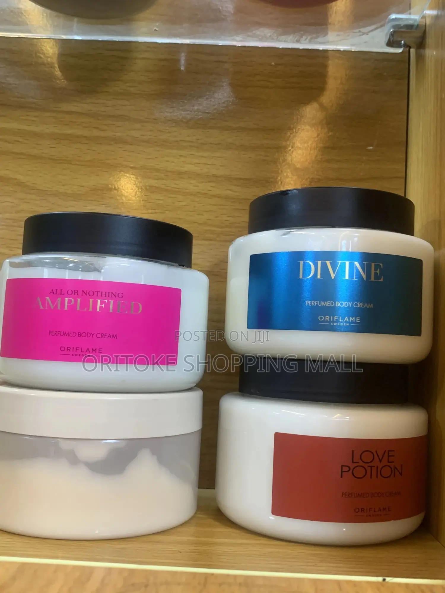 Divine Perfumed Body Cream(Oriflame)