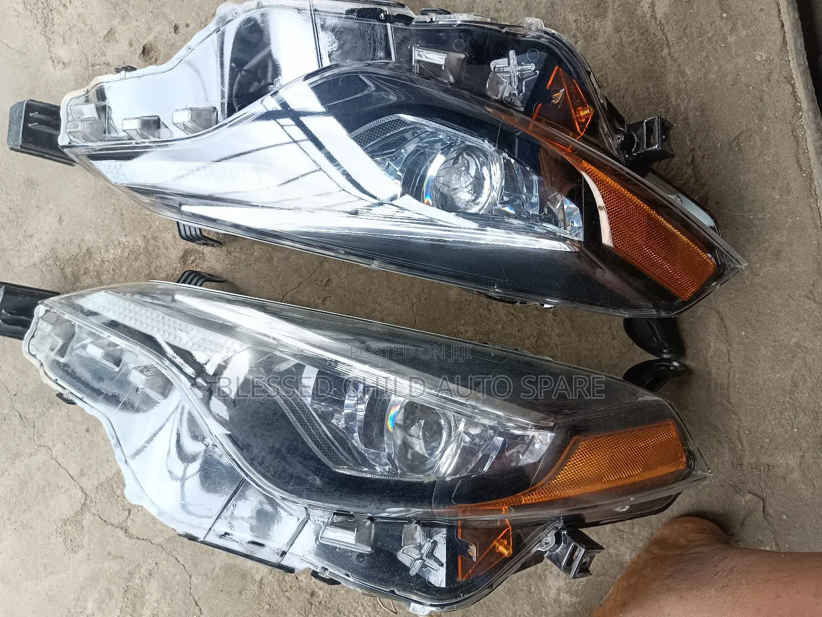 Headlamp Toyota Corolla 2018 Le