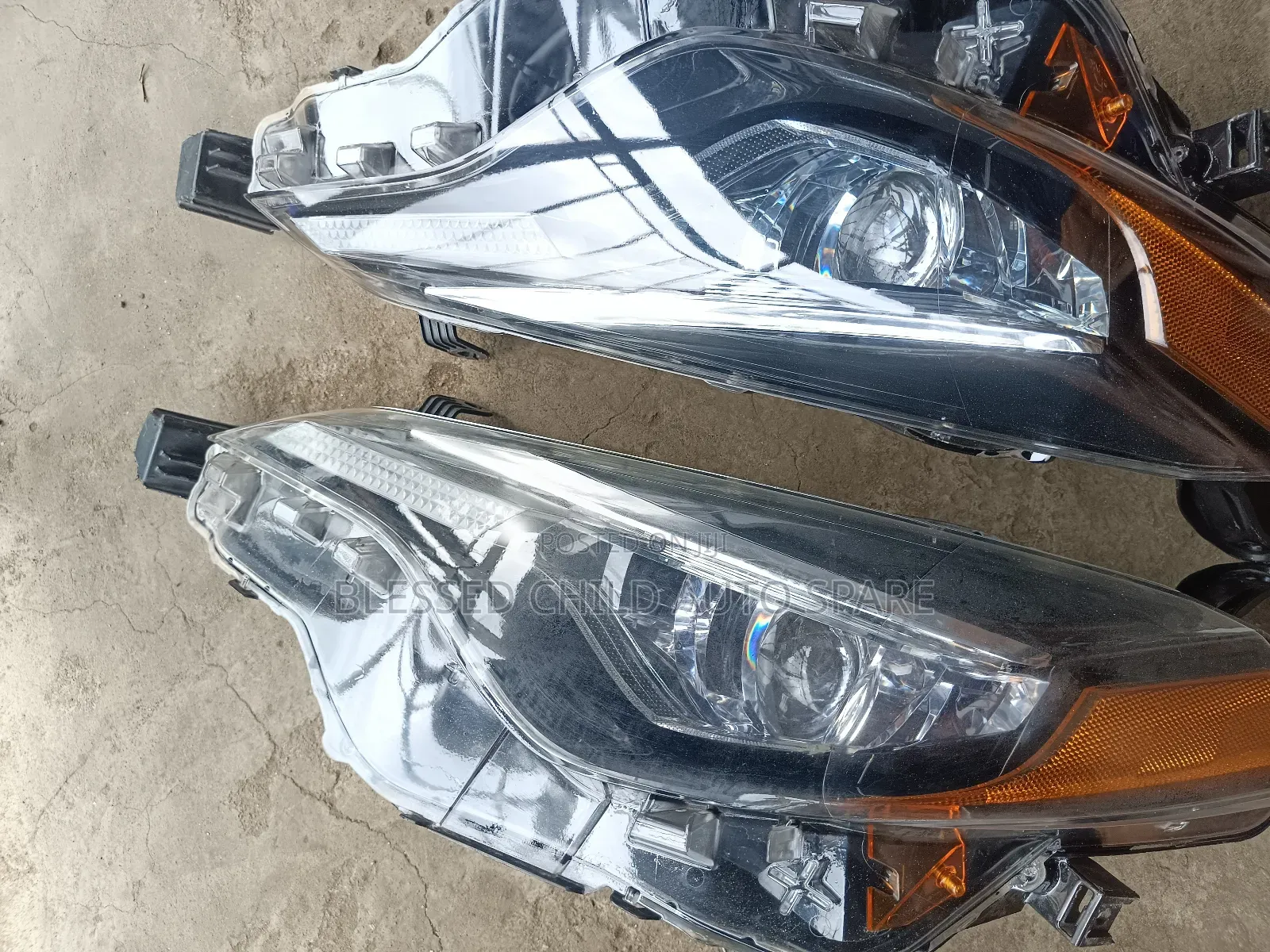 Headlamp Toyota Corolla 2018 Le