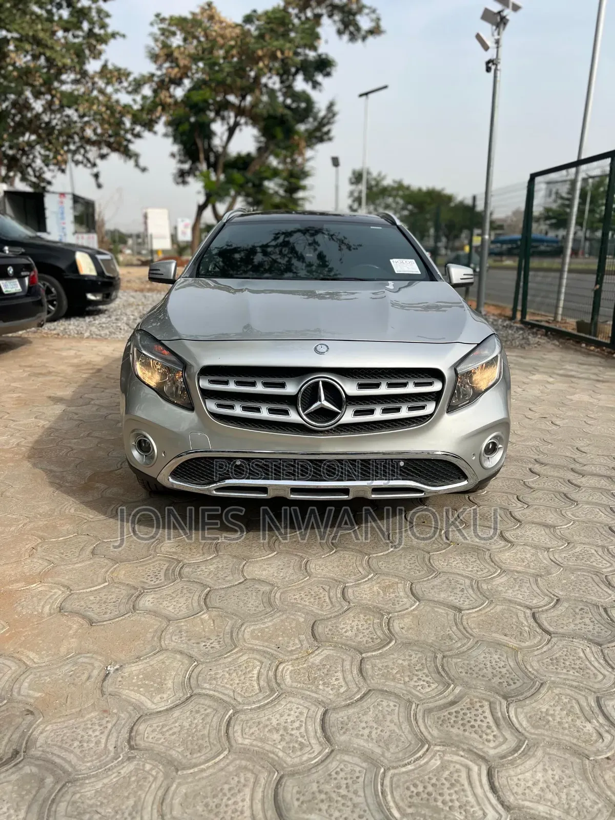 Mercedes-Benz GLA 250 2017 Gray