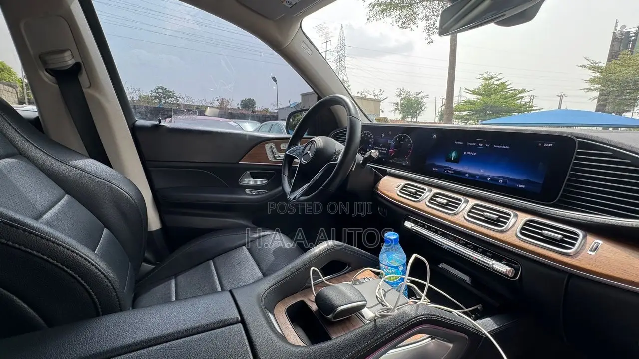 Mercedes-Benz GLE-Class GLE 350 2025 Black