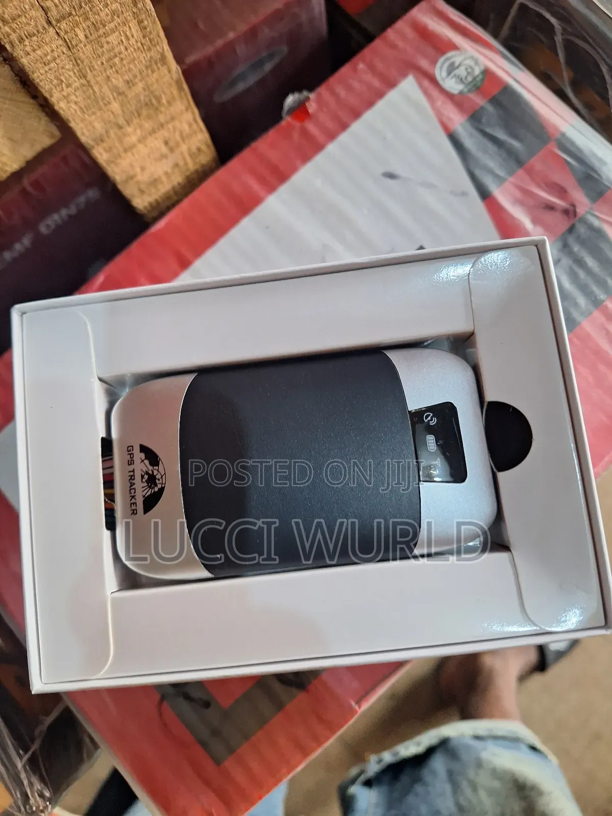 Tracker GPS Installation