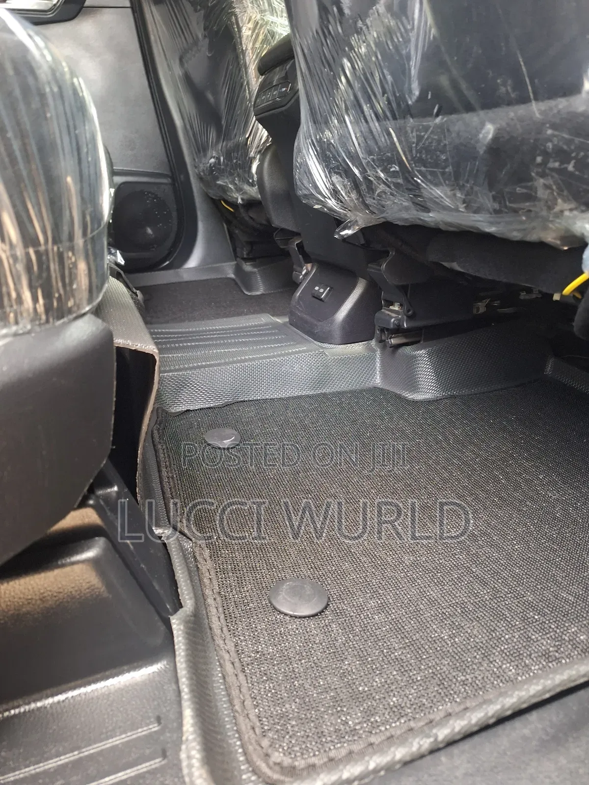 Highlander 2020 Foot Mat Plastic