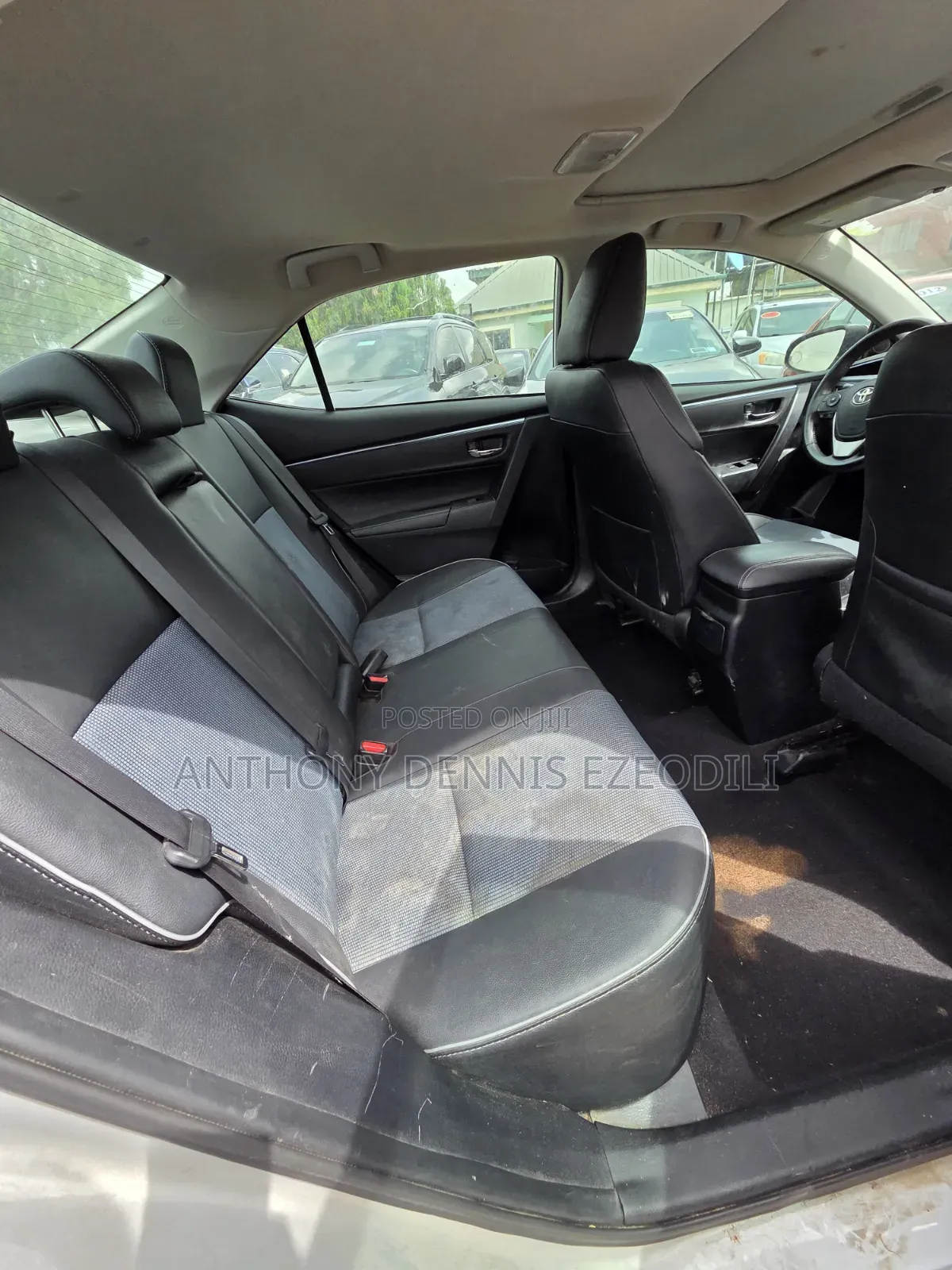 Toyota Corolla S Premium 4dr Sedan (1.8L 4cyl CVT) 2015 Silver