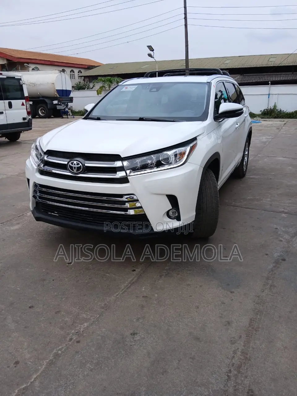 Toyota Highlander Limited 2019 White