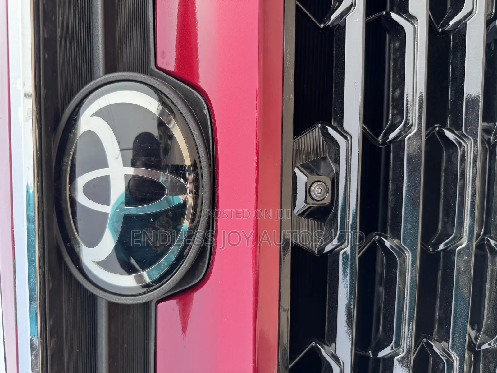 Toyota Highlander Platinum AWD 2024 Red