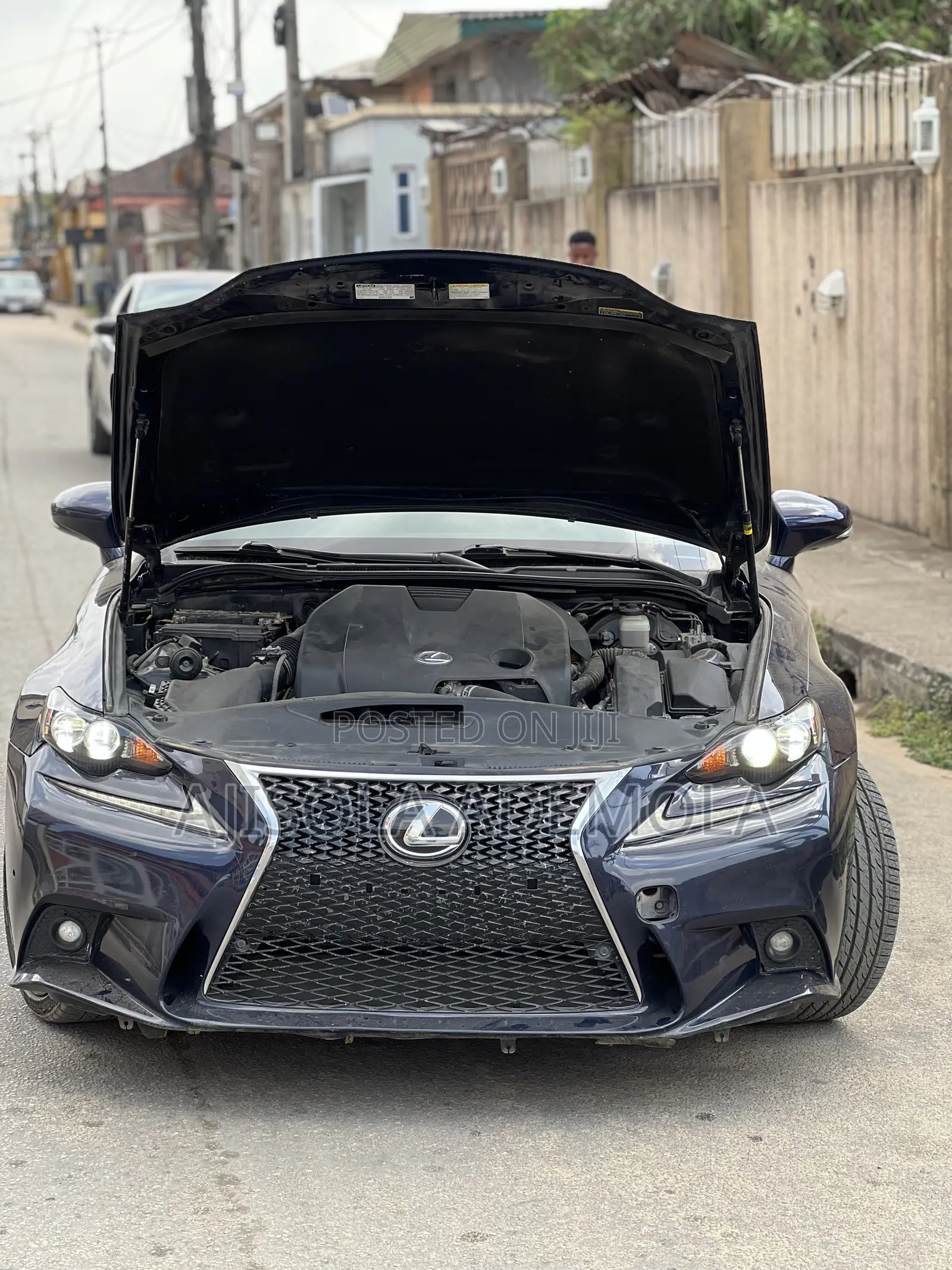 Lexus IS 250 4WD 2015 Blue