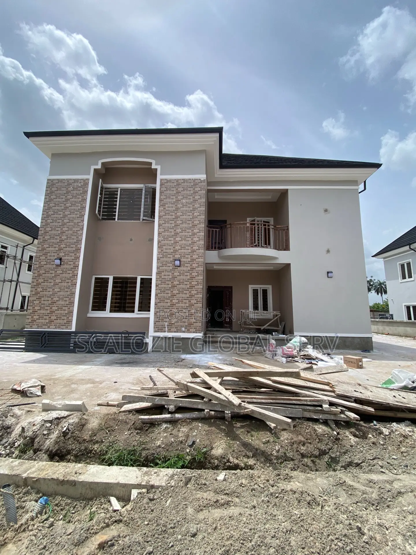 4bdrm Duplex in Reef Court Estate, Port-Harcourt for sale