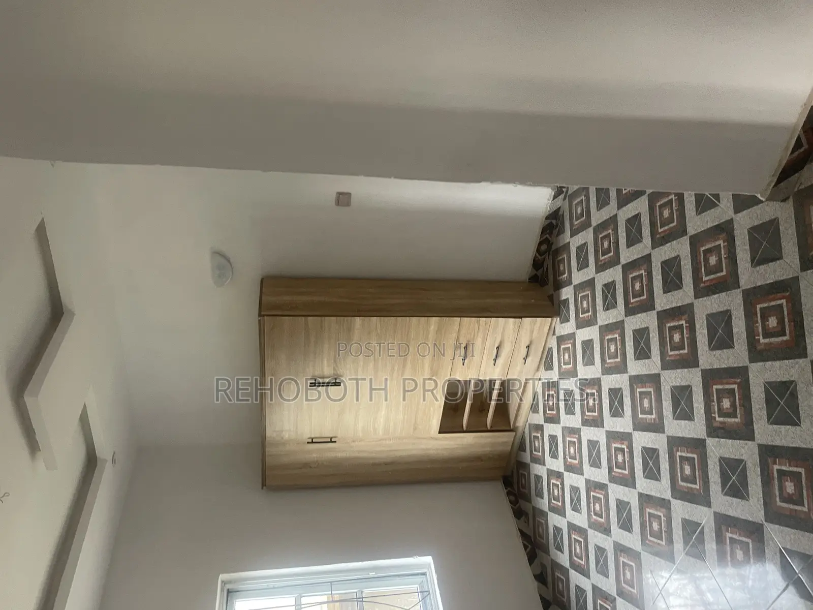2bdrm Duplex in Banuso Elebu, Akala Express for rent