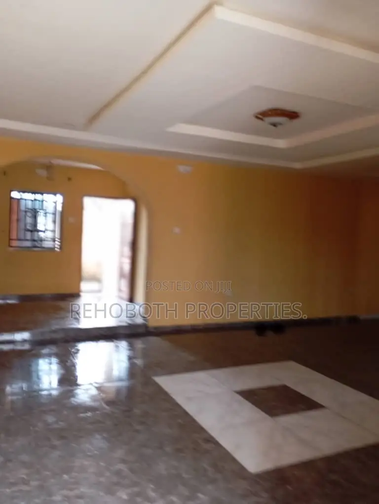 3bdrm Bungalow in Erikalopy, Akala Express for rent