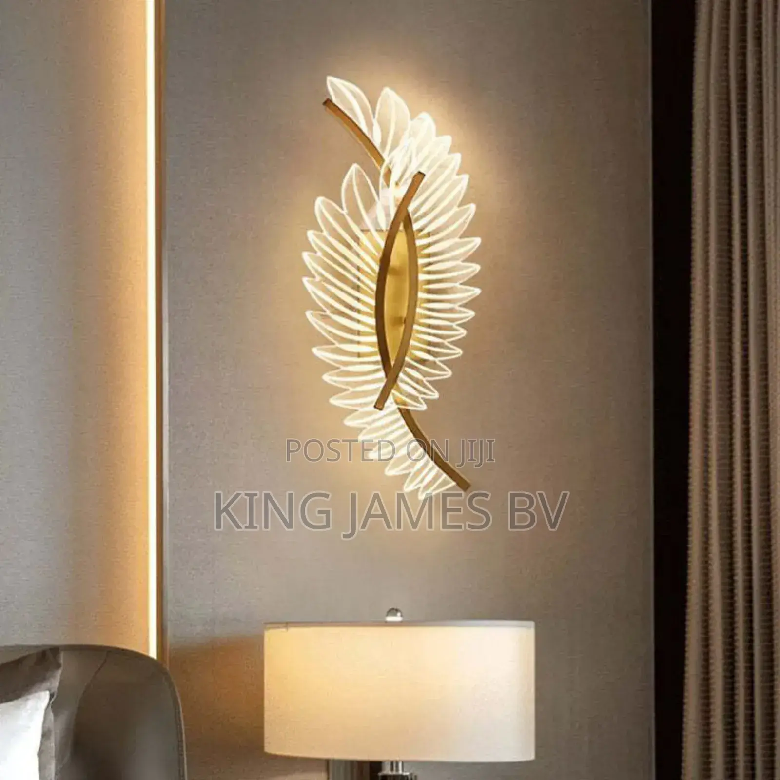Feathers Led Wall Light