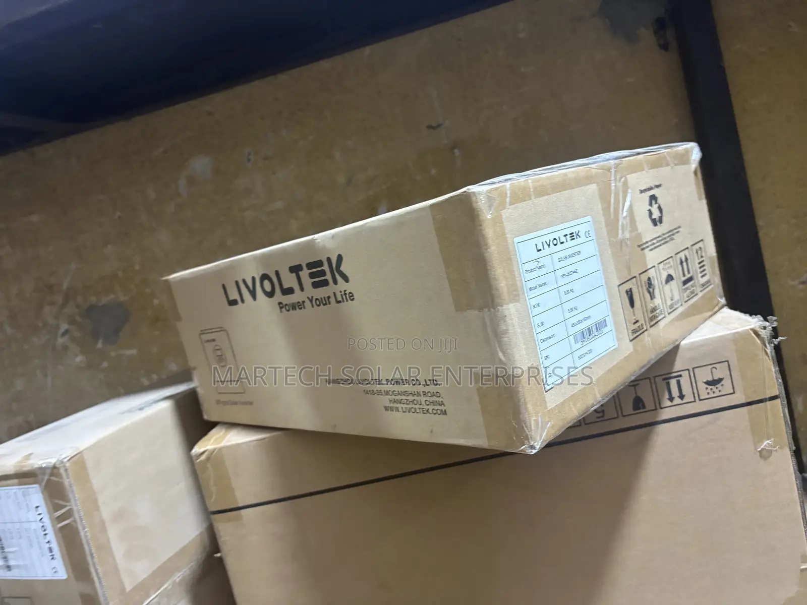 3kva/24v Livoltek Hybrid Solar Inverter