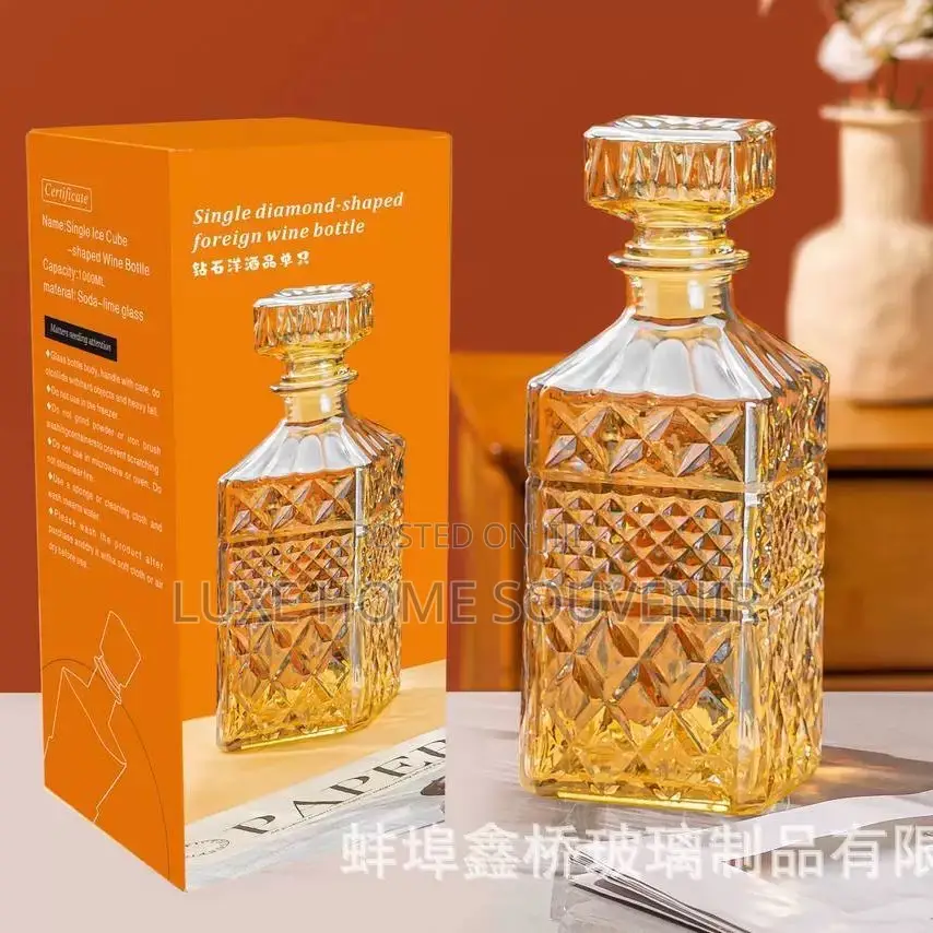 Glass Wine Decanter With Lid