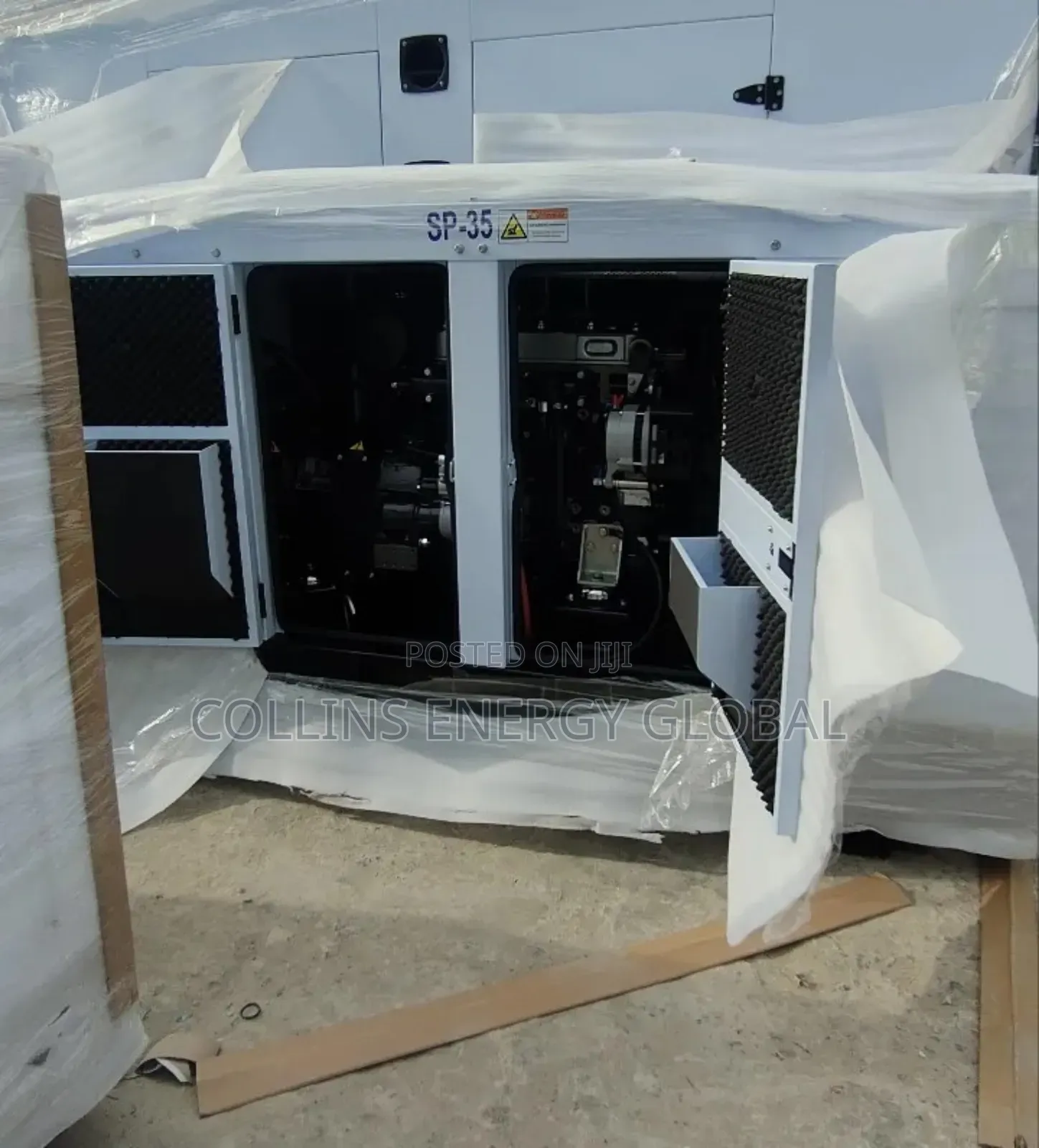 35kva Brand New Uk Perkins Soundproof Copper Coil Generator