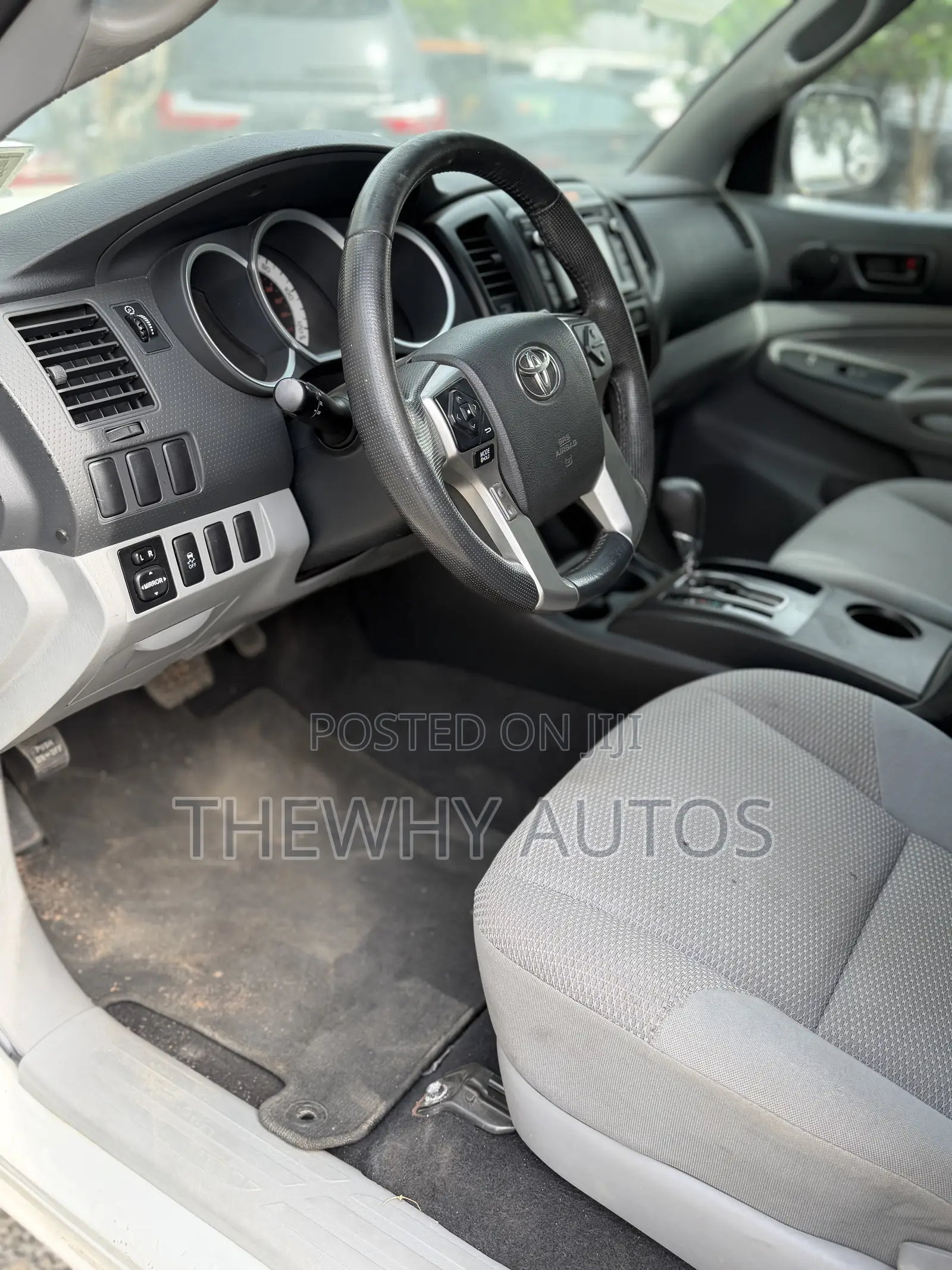 Toyota Tacoma PreRunner V6 4dr Access Cab 6.1 ft. SB (4.0L 6cyl 5A)