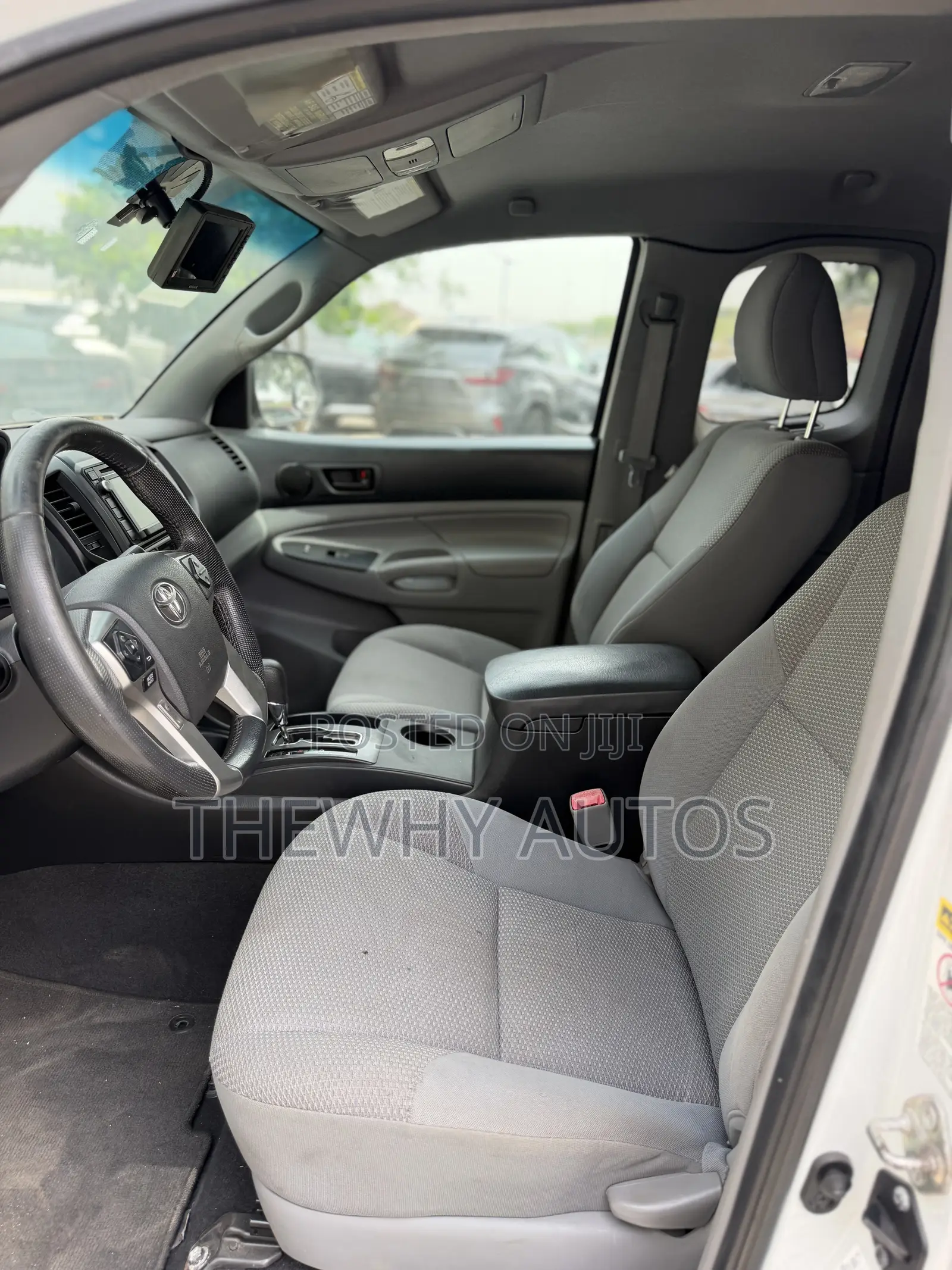 Toyota Tacoma PreRunner V6 4dr Access Cab 6.1 ft. SB (4.0L 6cyl 5A)