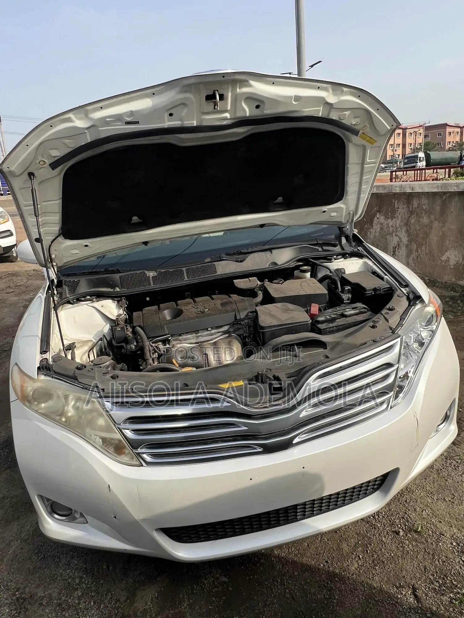 Toyota Venza LE 2010 White