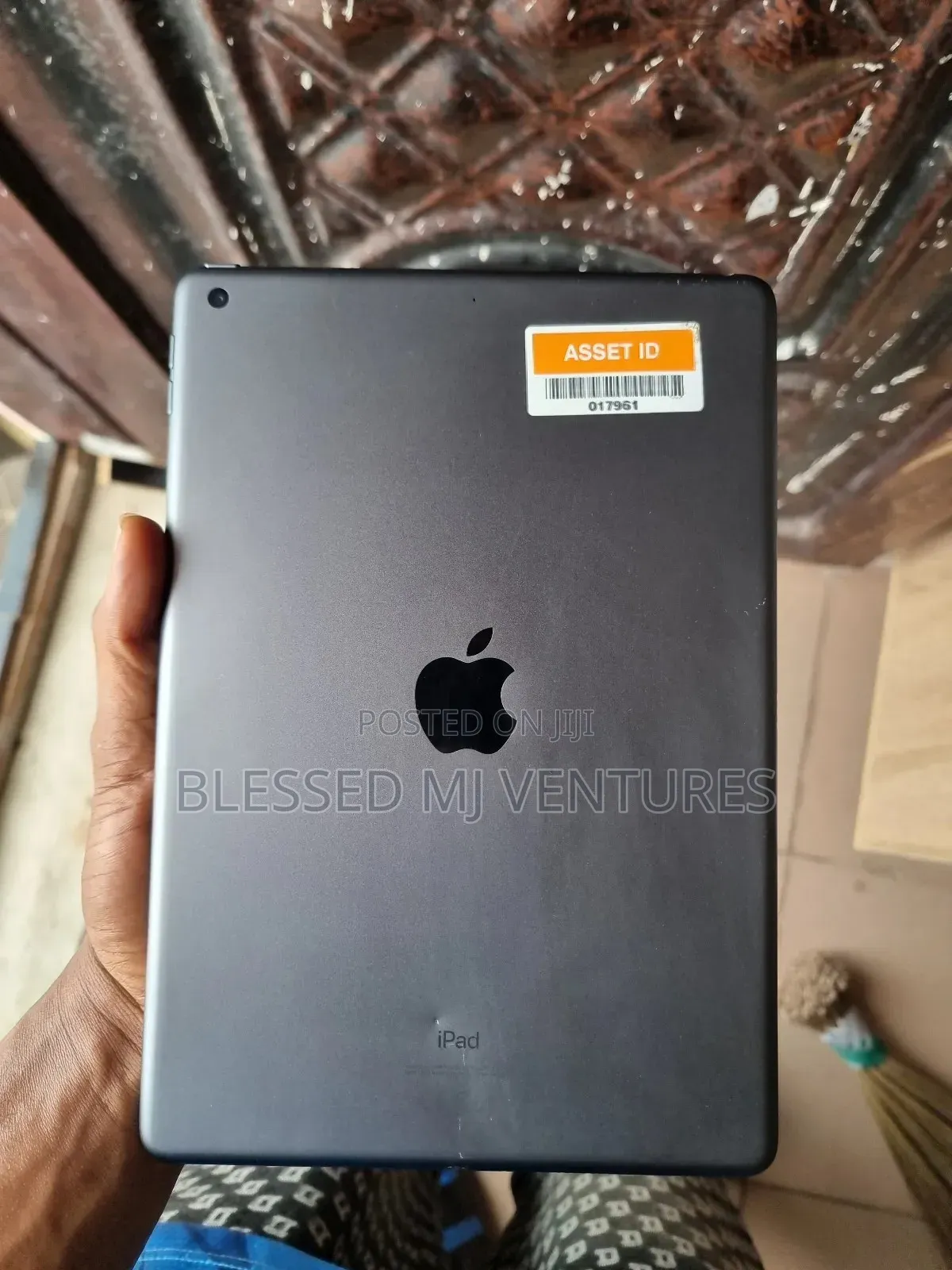 Apple iPad 10.2 (2020) 32 GB Black