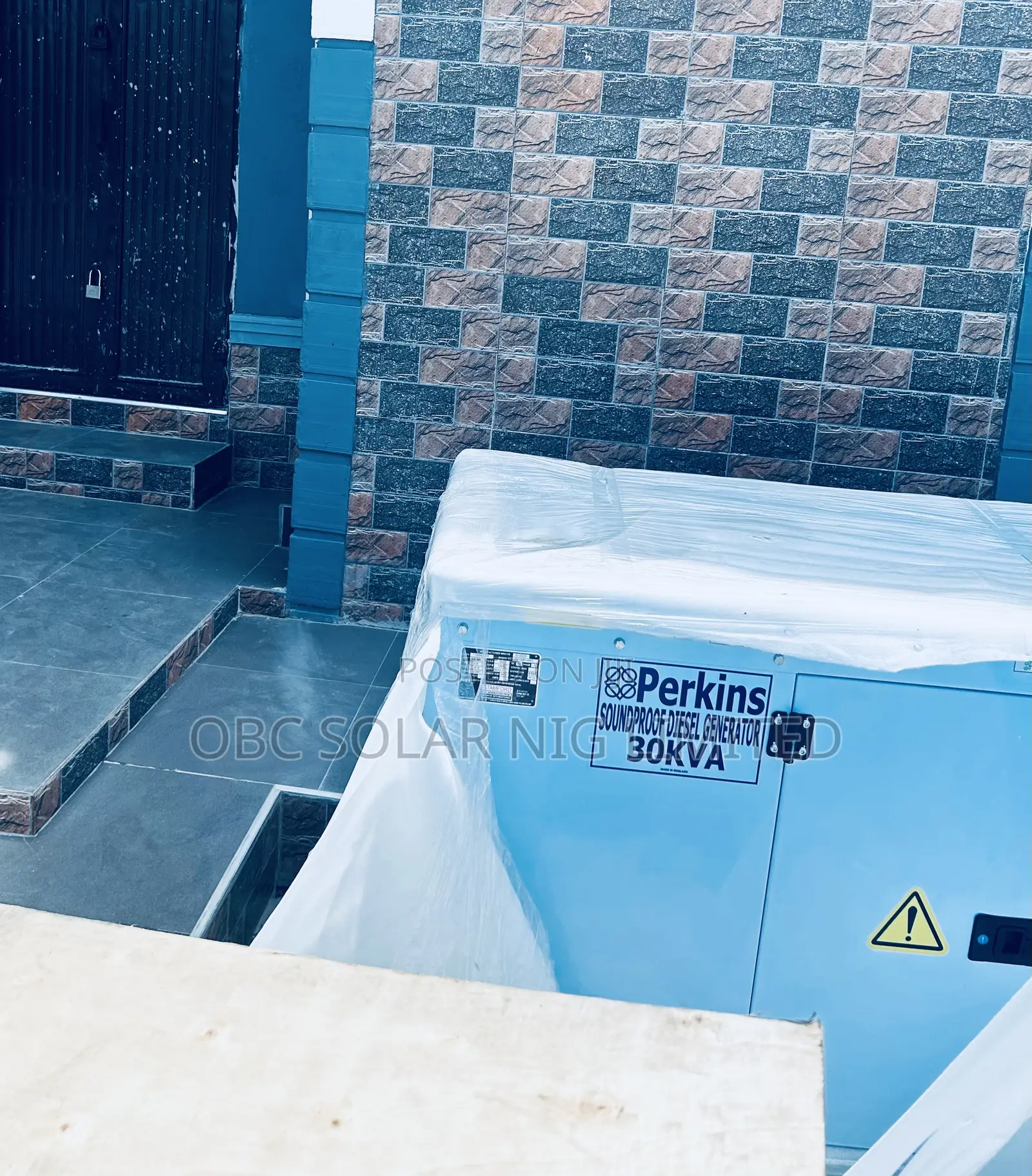 Perkins Soundproof Generato 30kva Silent King Power Without Disturbanc