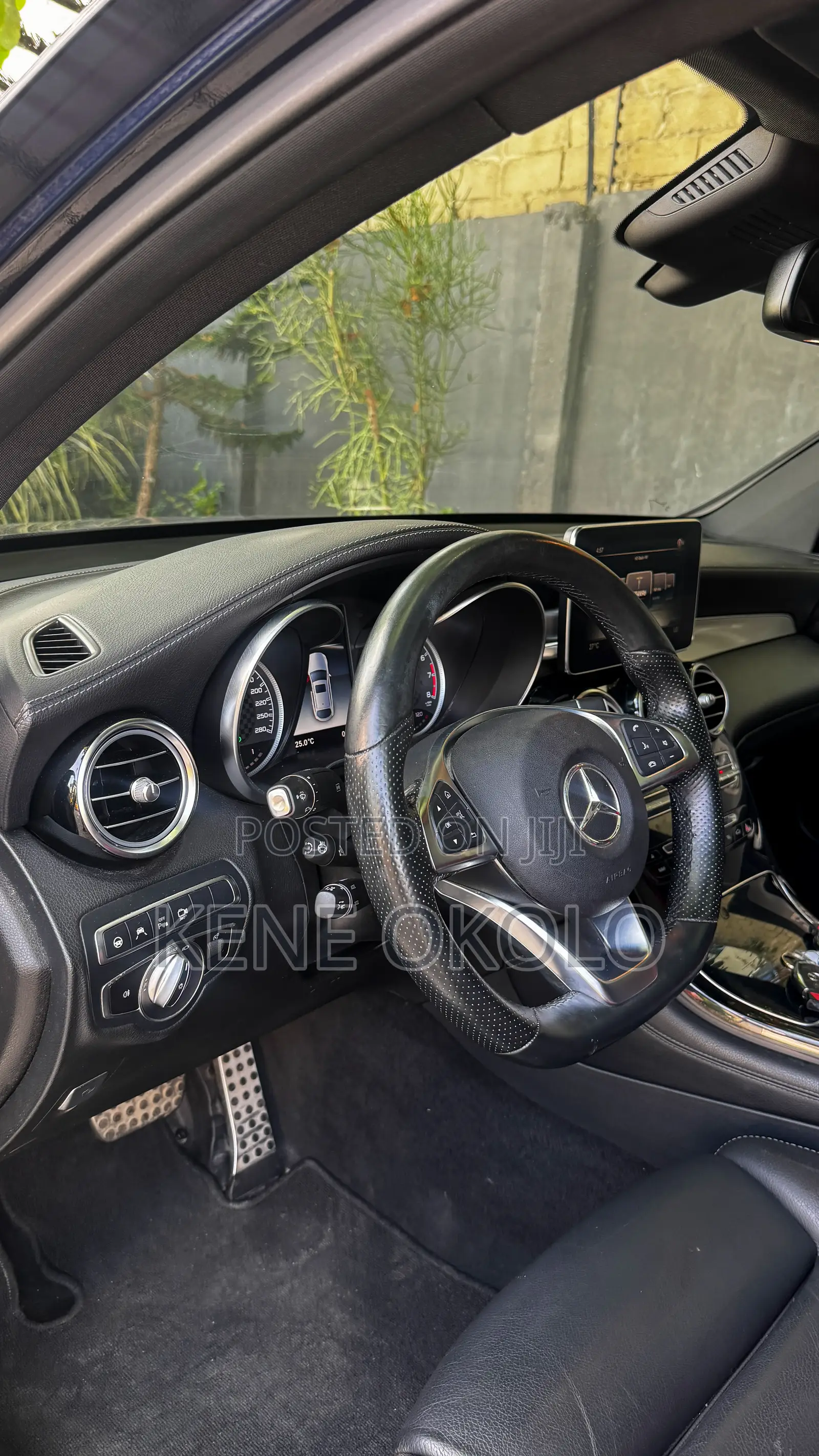 Mercedes-Benz GLC-Class 2019 Blue
