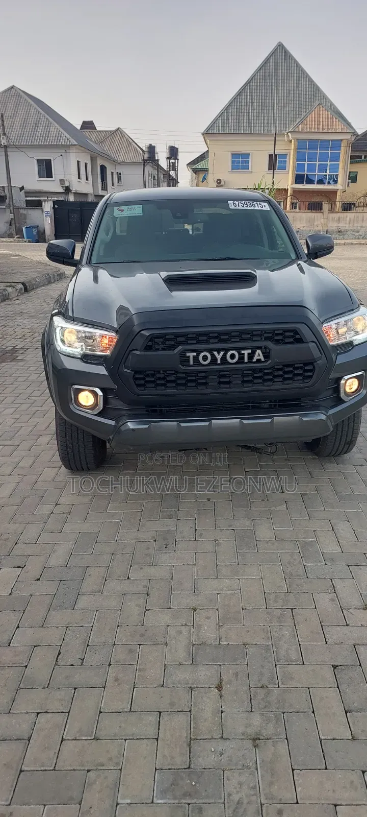 Toyota Tacoma SR5 2017 Gray
