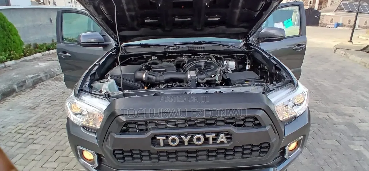 Toyota Tacoma 4dr Double Cab 2016 Gray