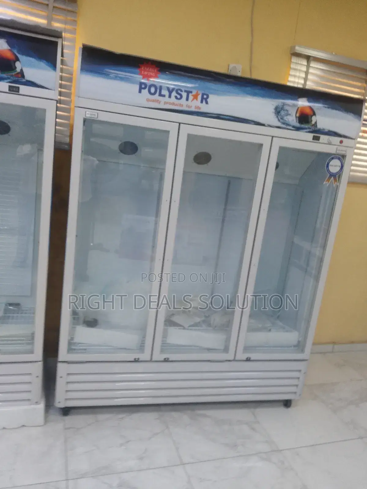 Heavy Duty Showcase Refrigerator For Retail