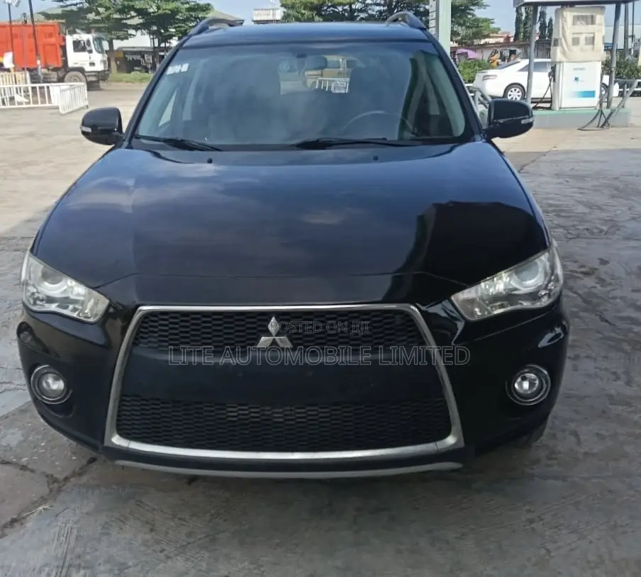 Mitsubishi Outlander Sport SE 2011 Black