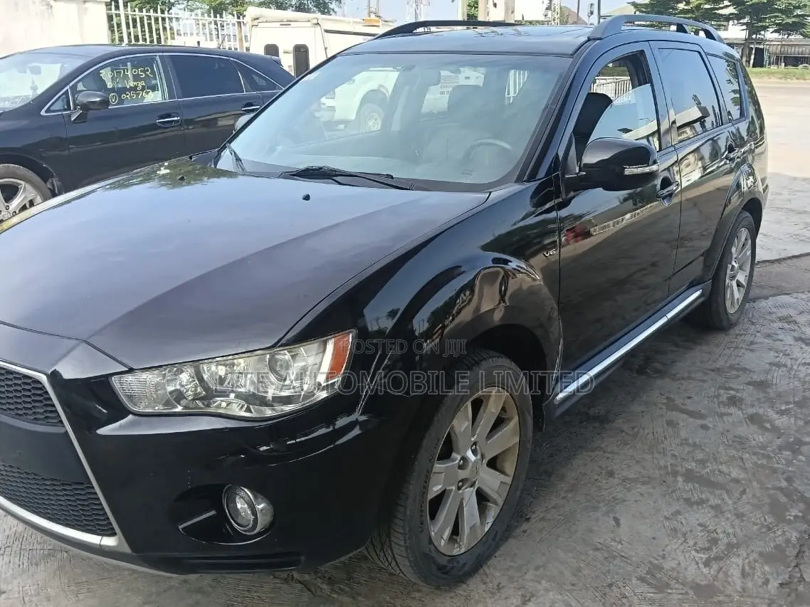 Mitsubishi Outlander Sport SE 2011 Black