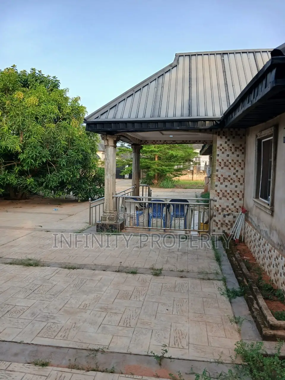 4bdrm Bungalow in Amagba Estate, Benin City for sale