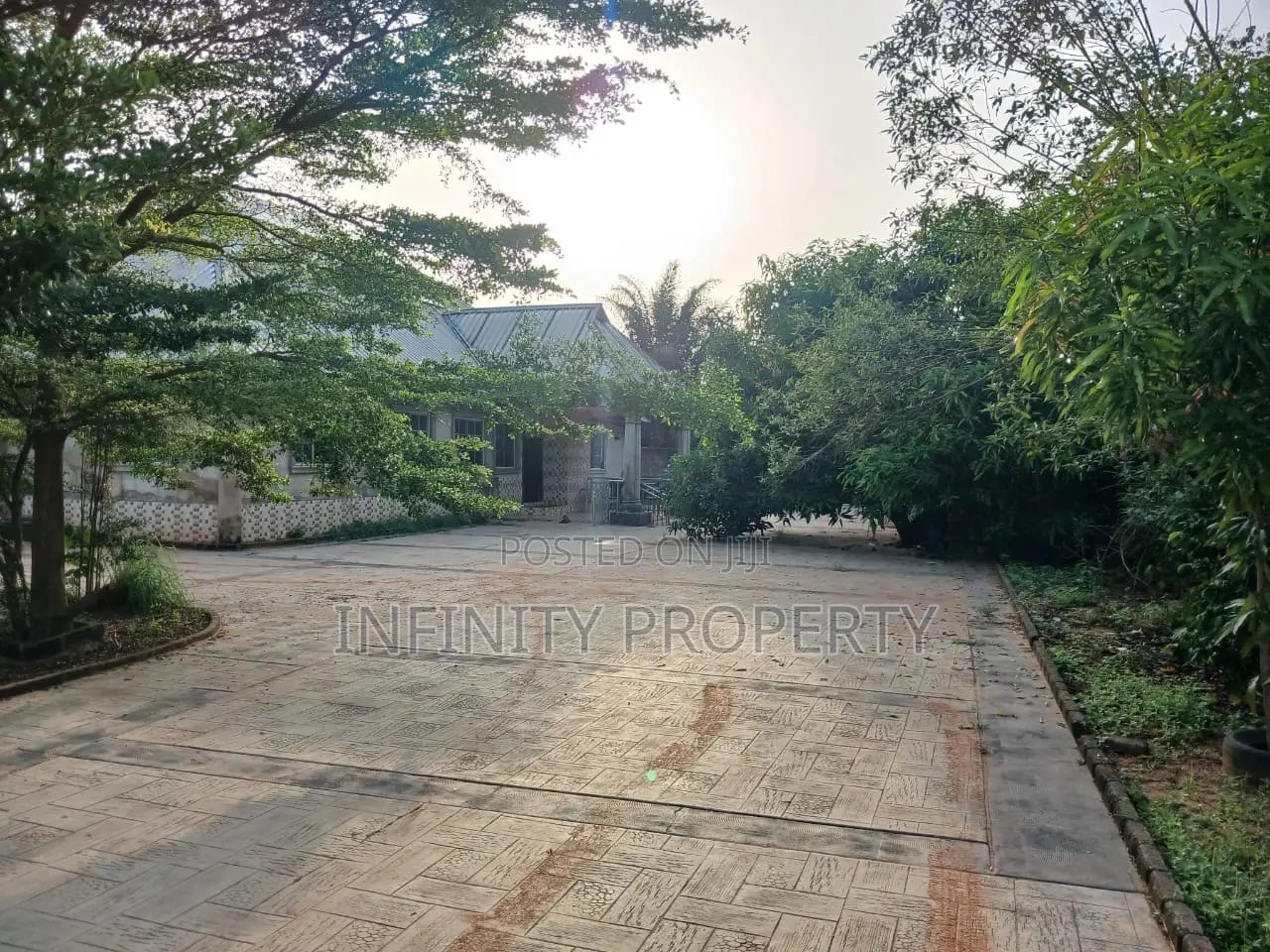 4bdrm Bungalow in Amagba Estate, Benin City for sale