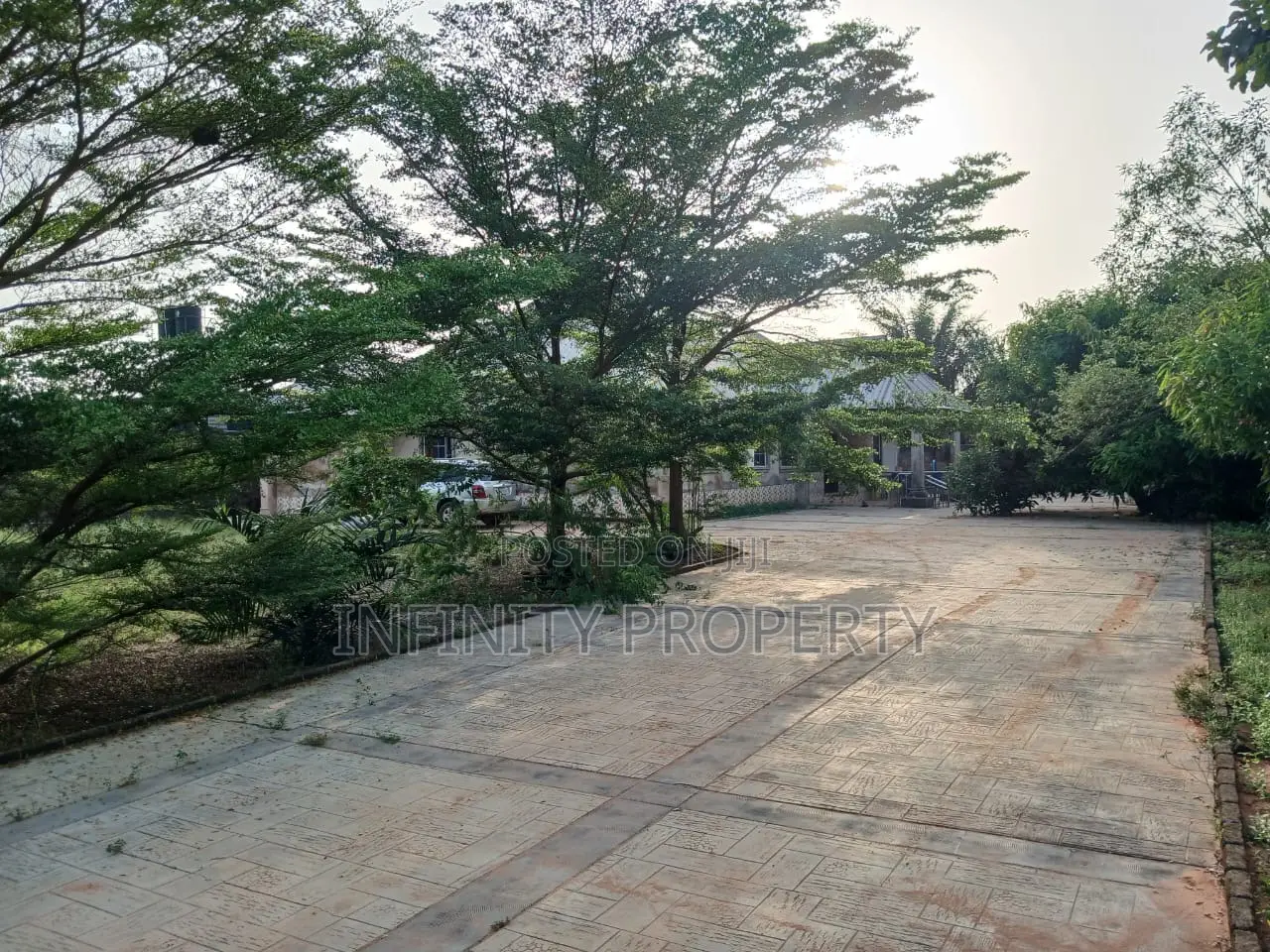 4bdrm Bungalow in Amagba Estate, Benin City for sale