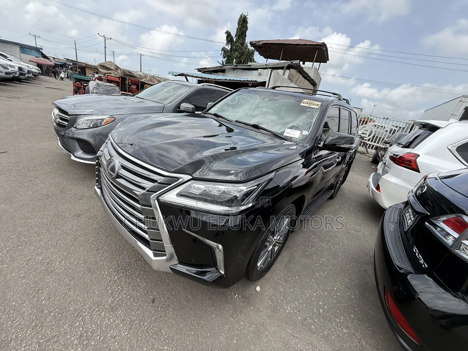 Lexus LX 570 AWD 2017 Black
