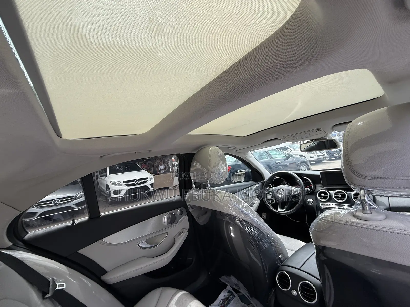 Mercedes-Benz C300 Luxury 4dr AWD 4Matic Sedan (2.0L 4cyl 7A) 2015 Gray
