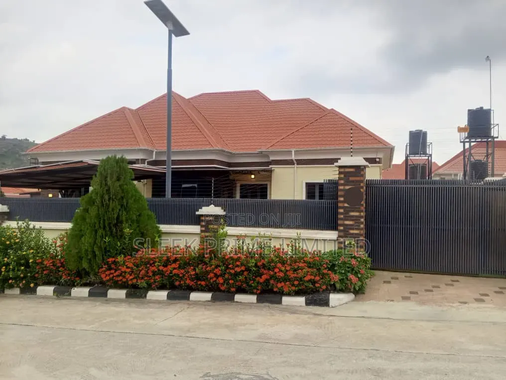 Furnished 3bdrm Bungalow in Sabon Lugbe for sale