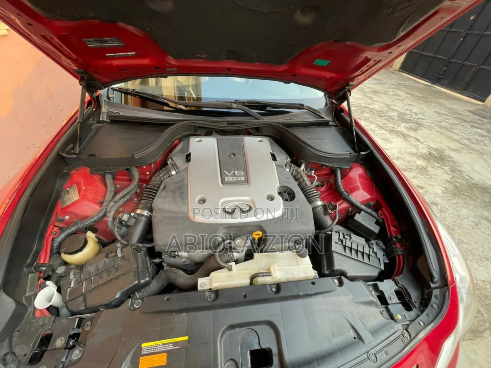Infiniti G 2009 Red