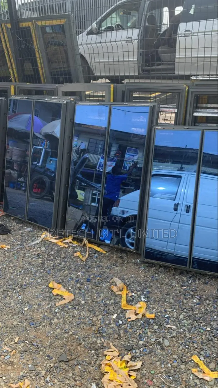 Aluminium Frameless Window With Net and Burglary
