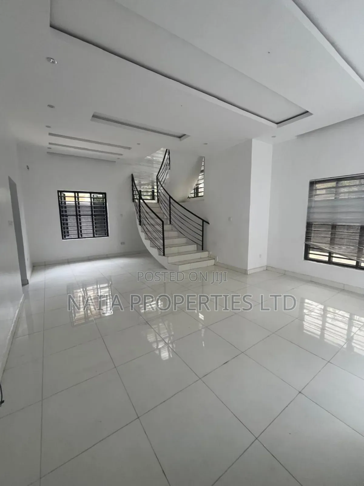 4bdrm Duplex in Peninsula Garden, Sangotedo for rent