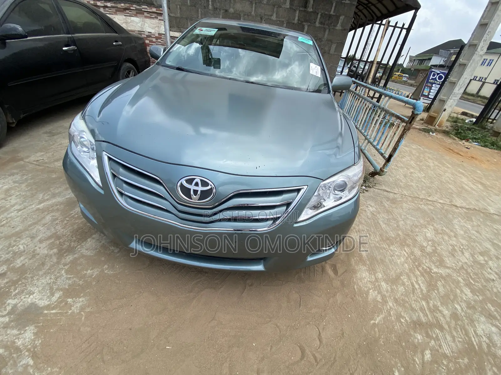 Toyota Camry XLE 4dr Sedan (2.5L 4cyl 6A) 2011 Green