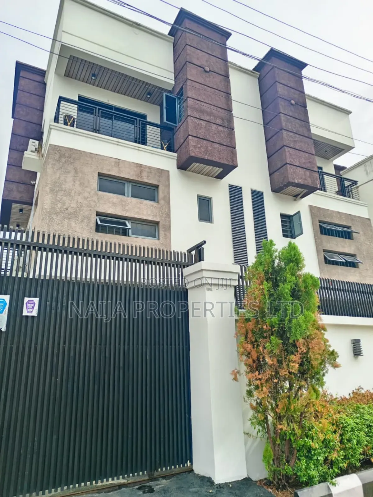 4bdrm Duplex in Peninsula Garden, Sangotedo for rent