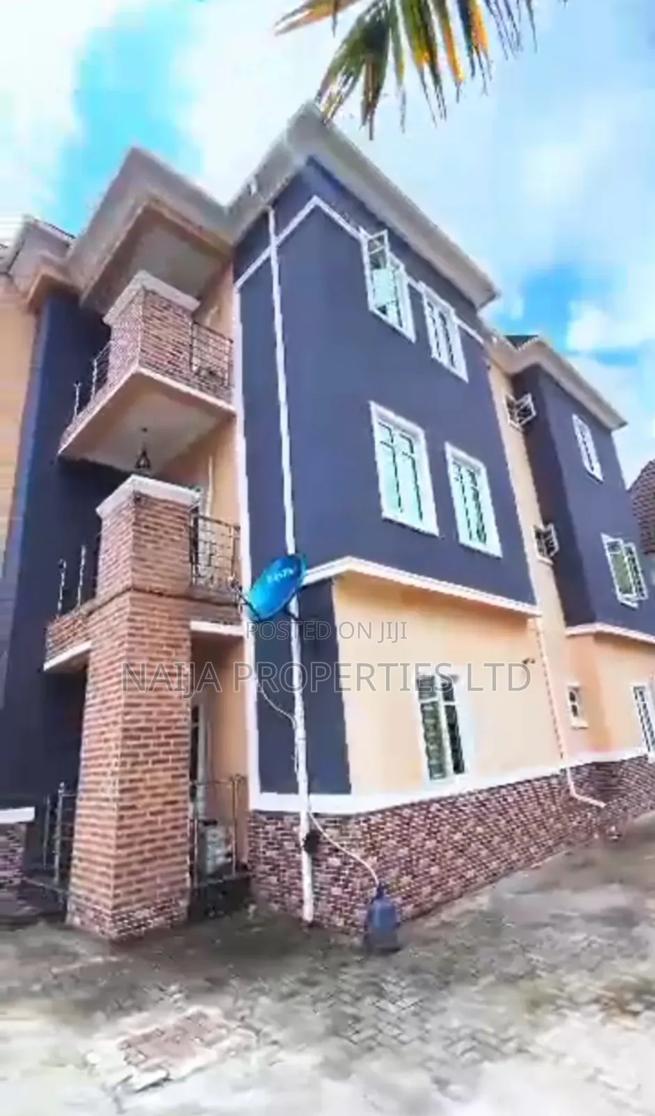 2bdrm Block of Flats in Sangotedo for sale