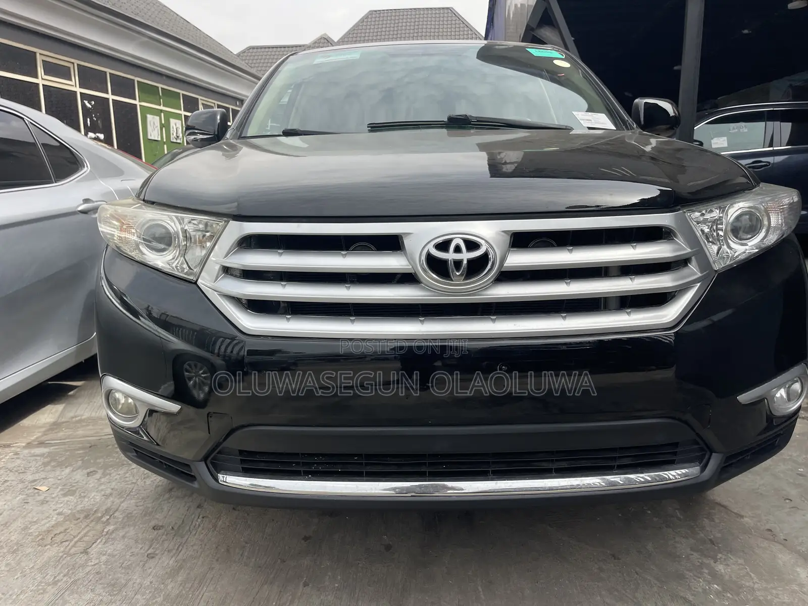 Toyota Highlander SE 2012 Black