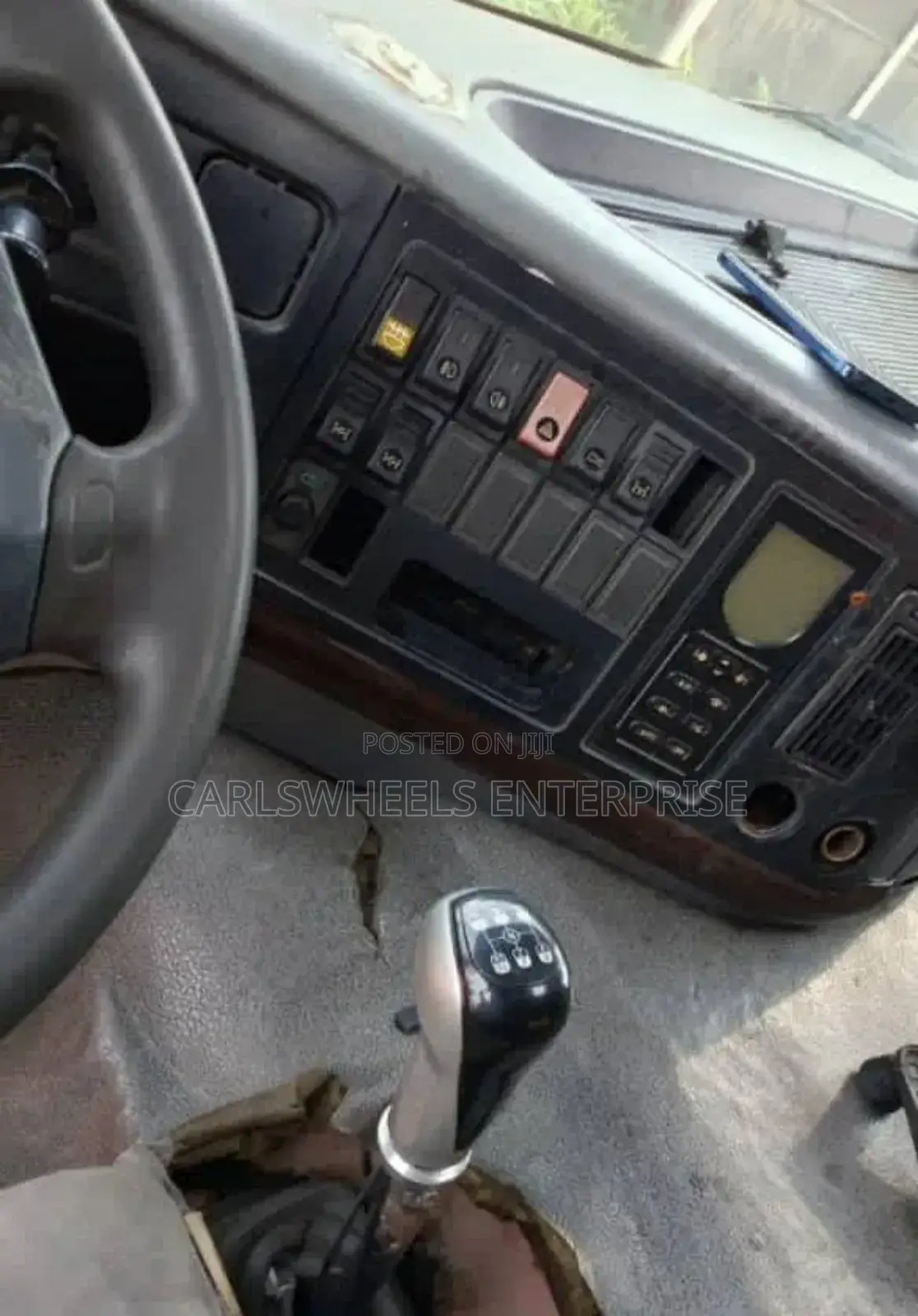 Fairly Nigerian Used 10tyres Howo Dump Truck.