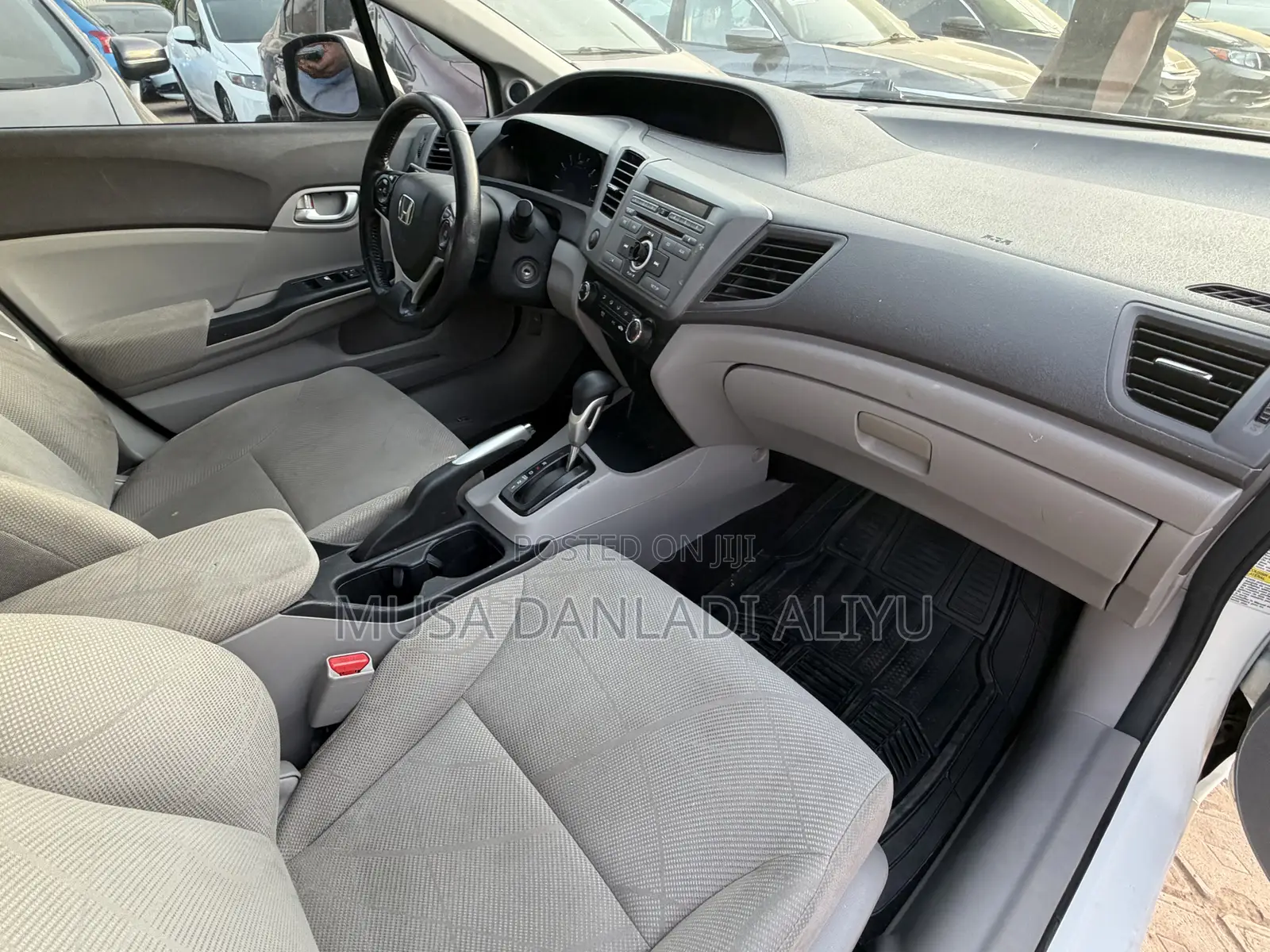 Honda Civic DX Sedan 2012 White