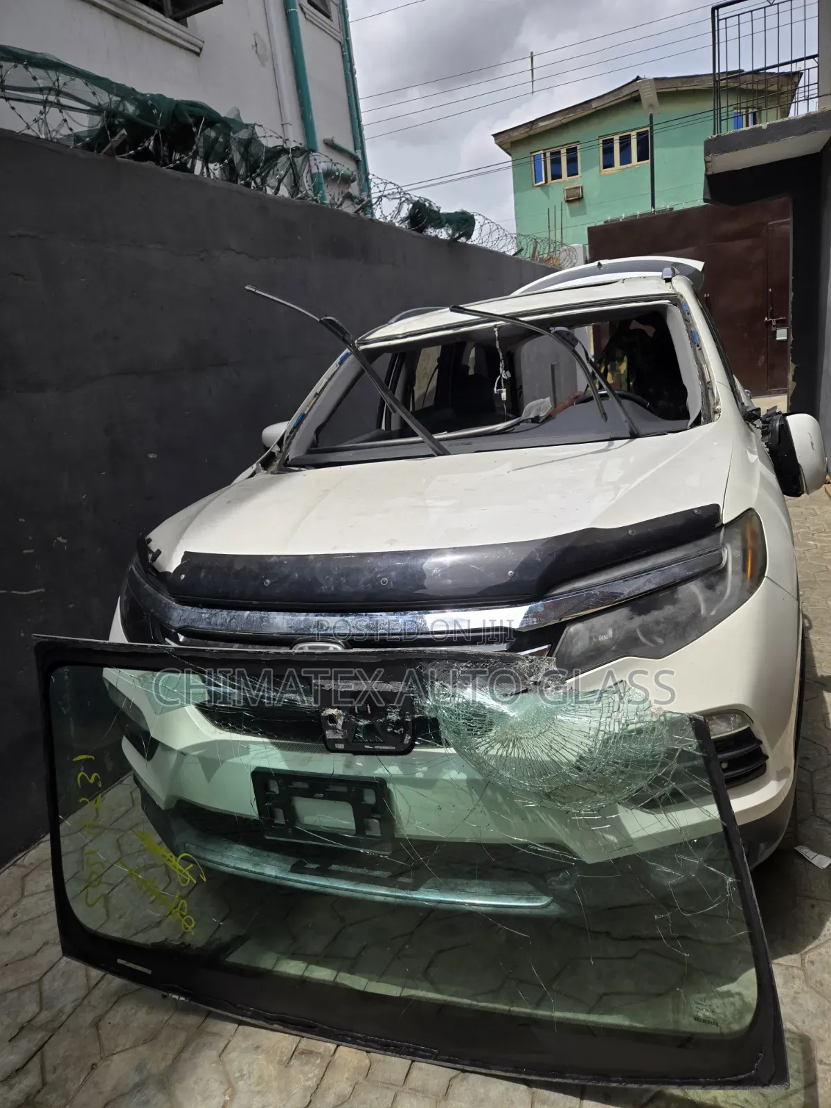 Honda Pilot 2016/2017 Windscreen Glass Available Installed at Chimatex