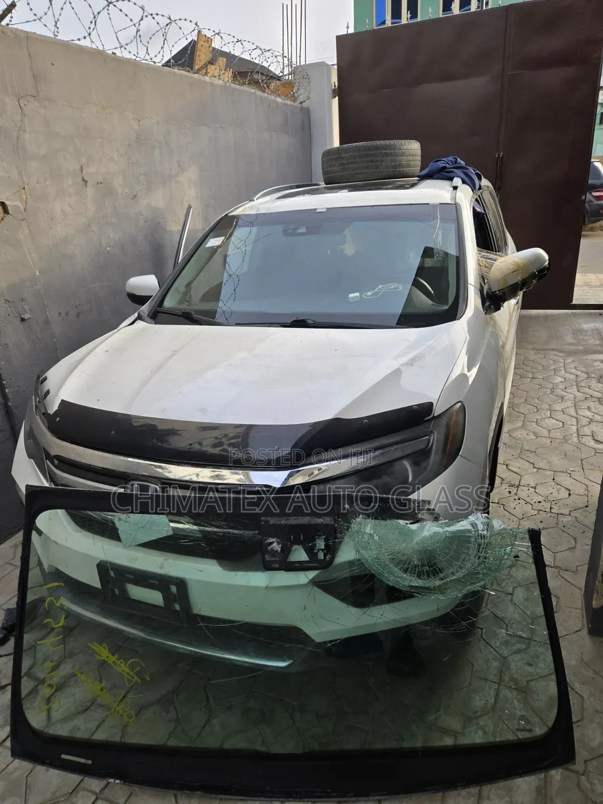 Honda Pilot 2016/2017 Windscreen Glass Available Installed at Chimatex