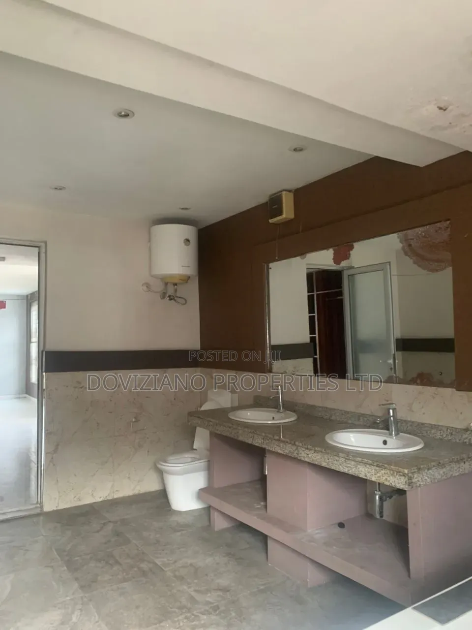 5bdrm Duplex in Lekki Phase 1 for rent