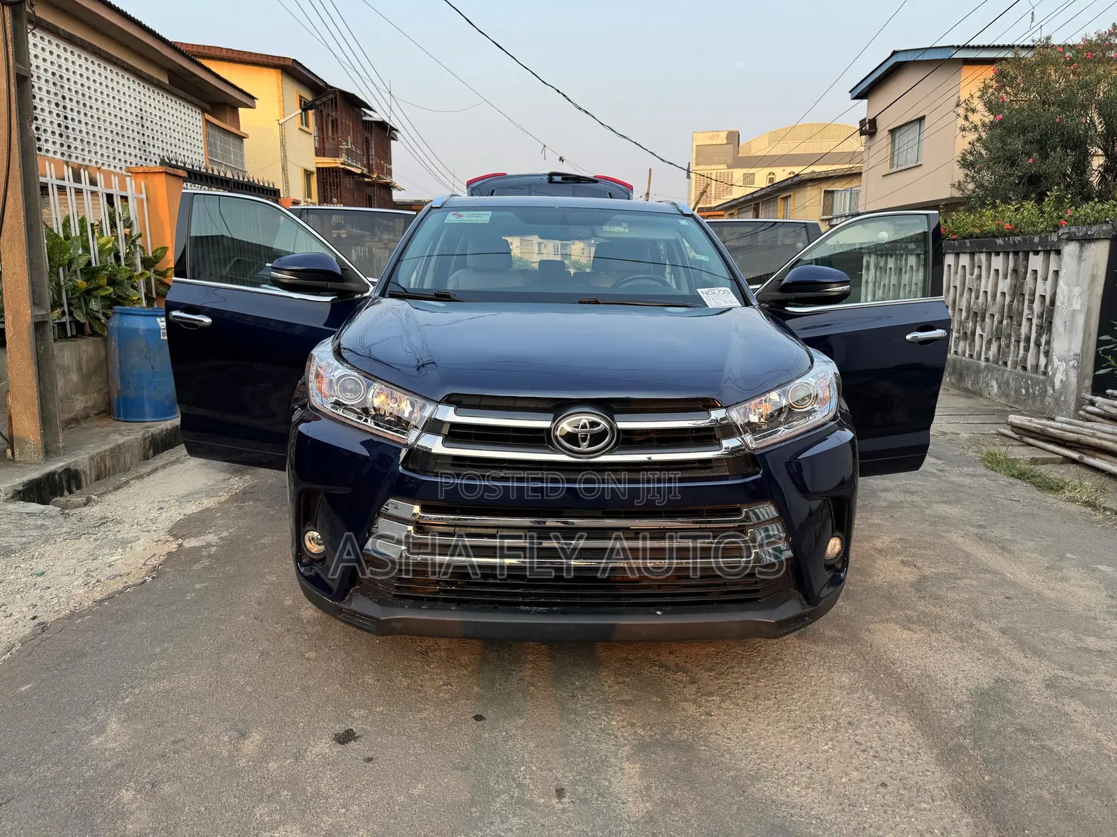 Toyota Highlander XLE 4dr SUV AWD (3.5L 6cyl 6A) 2015 Blue