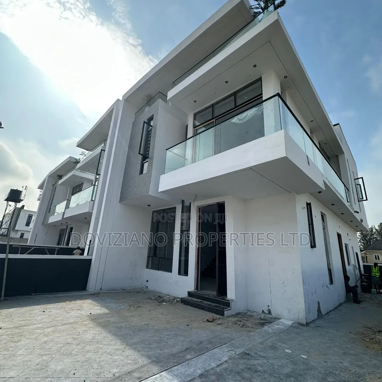 4bdrm Duplex in Ikota for sale